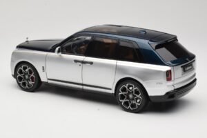 Rolls-Royce Cullinan Albastru & Argintiu Bicolor OEM 1:18 028-16B Metal - imaginea 7 din 8