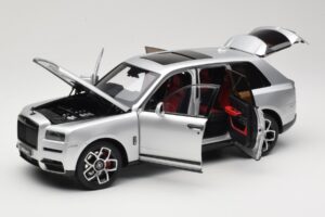 Rolls-Royce Cullinan Argintiu Cu Shadow Wheels OEM 1:18 028-16A Metal - imaginea 2 din 8