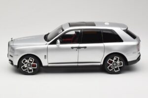 Rolls-Royce Cullinan Argintiu Cu Shadow Wheels OEM 1:18 028-16A Metal - imaginea 4 din 8