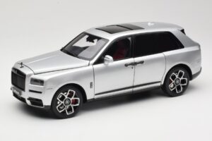 Rolls-Royce Cullinan Argintiu Cu Shadow Wheels OEM 1:18 028-16A Metal