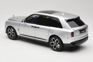 Rolls-Royce Cullinan Argintiu Cu Shadow Wheels OEM 1:18 028-16A Metal - imaginea 7 din 8
