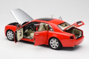 Rolls-Royce Ghost Roșu & Argintiu Kyosho 1:18 008802RS Metal - imaginea 5 din 8