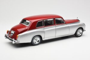 Rolls-Royce Phantom VI Argintiu Roșu Kyosho 1:18 08905SR Metal - imaginea 3 din 8