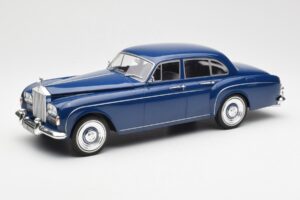 Rolls-Royce Silver Cloud III Flying Spur Mulliner RHD Albastru Închis MCG 1:18 MCG18124 Metal