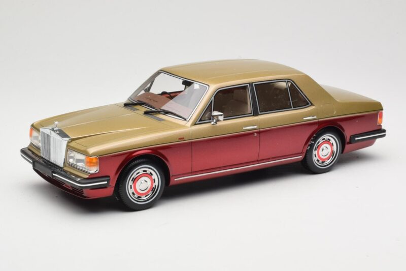 Rolls-Royce Silver Spirit Bej Roșu BoS Models 1:18 BOS061 Rășină