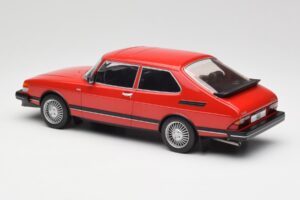 Saab 900 GL Roșu MCG 1:18 MCG18340 Metal - imaginea 4 din 6