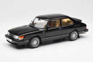 Saab 900 Turbo Negru MCG 1:18 MCG18338 Metal