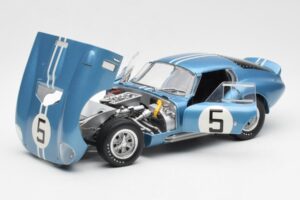 Shelby Cobra Daytona Coupe #5 D. Gurney / B. Bondurant 24 Hours of Le Mans 1964 Exoto 1:18 135190555498 Metal - imaginea 2 din 8