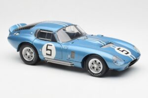 Shelby Cobra Daytona Coupe #5 D. Gurney / B. Bondurant 24 Hours of Le Mans 1964 Exoto 1:18 135190555498 Metal - imaginea 6 din 8