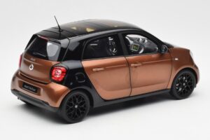 Smart Forfour W453 Negru Hazel Maro Norev 1:18 B66960299 Metal - imaginea 3 din 8