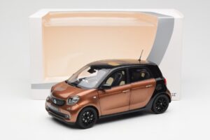 Smart Forfour W453 Negru Hazel Maro Norev 1:18 B66960299 Metal - imaginea 8 din 8