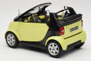 Smart Fortwo 450 Cabrio Galben Minichamps 1:18 0012889V001C49Q00 Metal - imaginea 7 din 8