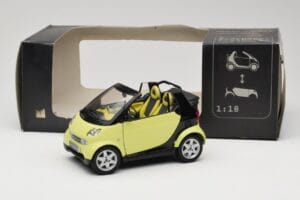 Smart Fortwo 450 Cabrio Galben Minichamps 1:18 0012889V001C49Q00 Metal - imaginea 8 din 8