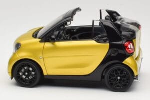 Smart Fortwo 453 Cabriolet Negru Și Galben Norev 1:18 B66960289 Metal - imaginea 4 din 8