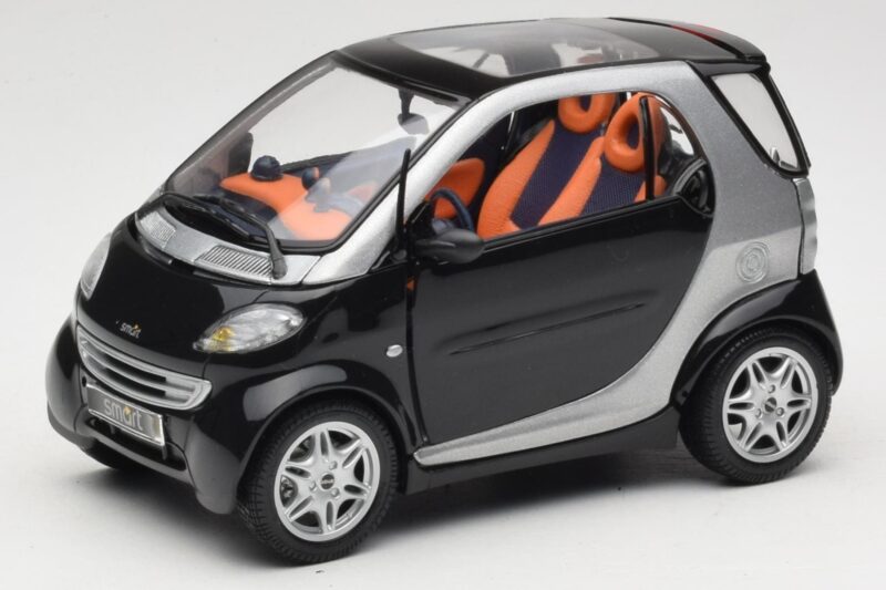 Smart Fortwo Negru Kyosho 1:18 0004830V000C08Q00 Metal