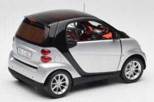Smart Fortwo Coupé W451 Argintiu & Negru Minichamps 1:18 Q0022528V001C75Q00 Metal - imaginea 3 din 8