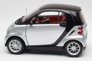 Smart Fortwo Coupé W451 Argintiu & Negru Minichamps 1:18 Q0022528V001C75Q00 Metal - imaginea 4 din 8