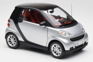 Smart Fortwo Coupé W451 Argintiu & Negru Minichamps 1:18 Q0022528V001C75Q00 Metal - imaginea 6 din 8
