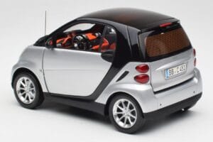 Smart Fortwo Coupé W451 Argintiu & Negru Minichamps 1:18 Q0022528V001C75Q00 Metal - imaginea 7 din 8