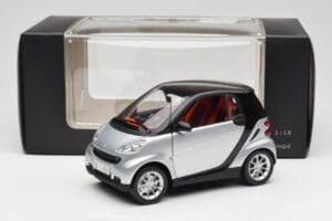 Smart Fortwo Coupé W451 Argintiu & Negru Minichamps 1:18 Q0022528V001C75Q00 Metal - imaginea 8 din 8