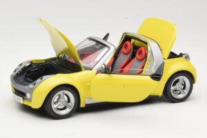 Smart Roadster 452 Galben Bburago 1:18 34099-M2 Metal - imaginea 2 din 8