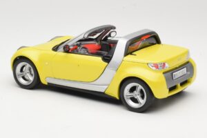 Smart Roadster 452 Galben Bburago 1:18 34099-M2 Metal - imaginea 7 din 8