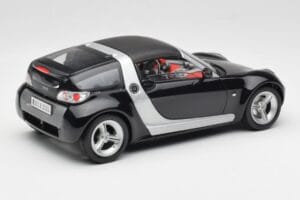 Smart Roadster Albastru Închis Bburago 1:18 34917 Metal - imaginea 3 din 8