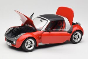 Smart Roadster Roșu Bburago 1:18 34099 Metal - imaginea 2 din 8