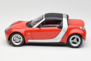 Smart Roadster Roșu Bburago 1:18 34099 Metal - imaginea 4 din 8