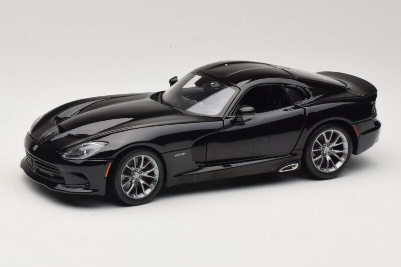 SRT Viper GTS Negru Maisto 1:18 31128 Metal
