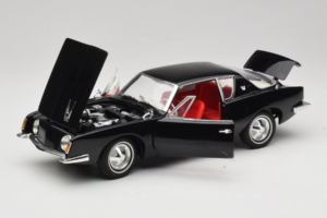 Studebaker Avanti Negru Signature Models 1:18 STUDEBAKER001 Metal - imaginea 2 din 8