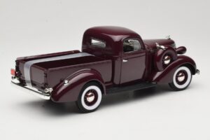 Studebaker Coupe Express Pickup Maro American Mint 1:18 92458-R1 Metal - imaginea 3 din 8