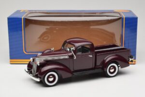 Studebaker Coupe Express Pickup Maro American Mint 1:18 92458-R1 Metal - imaginea 8 din 8