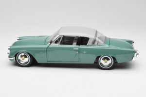 Studebaker Starliner Seafoam Verde & Shasta Alb Maisto 1:18 31651 Metal - imaginea 2 din 8