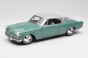 Studebaker Starliner Seafoam Verde & Shasta Alb Maisto 1:18 31651 Metal