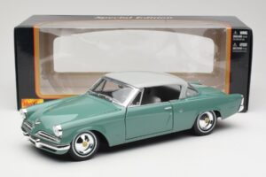 Studebaker Starliner Seafoam Verde & Shasta Alb Maisto 1:18 31651 Metal - imaginea 8 din 8