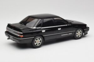 Subaru Legacy RS Negru IXO 1:18 18CMC131A Metal - imaginea 2 din 6
