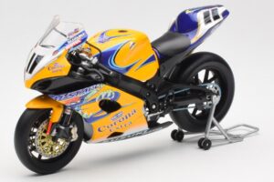 Suzuki GSX-R 1000 Team Alstare Corona Extra T. Corser WSB 2005 Minichamps 1:12 122052211 Metal - imaginea 2 din 6