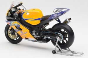 Suzuki GSX-R 1000 Team Alstare Corona Extra T. Corser WSB 2005 Minichamps 1:12 122052211 Metal - imaginea 5 din 6