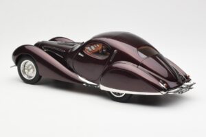 Talbot-Lago T150 C-SS Figoni & Falaschi Teardrop Bordeaux Închis Metalizat CMC 1:18 M-179 Metal - imaginea 4 din 6