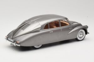 Tatra 87 Gri MCG 1:18 MCG18068 Metal - imaginea 2 din 6