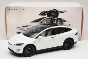 Tesla Model X Alb OEM 1:18 TESLA001 Metal - imaginea 8 din 8