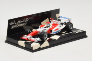 Toyota TF104 Panasonic #16 C. da Matta Panasonic Toyota Racing 2004 Minichamps 1:43 400040016 Metal - imaginea 2 din 5