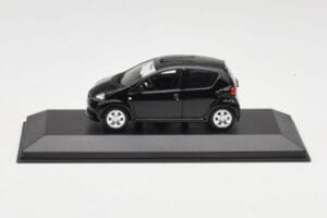 Toyota Aygo AB10 Negru Minichamps 1:43 400166401 Metal