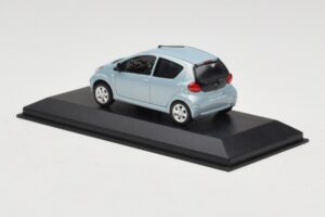 Toyota Aygo Light Blue Metallic Minichamps 1:43 TOYOTA012 Metal - imaginea 3 din 4