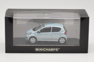 Toyota Aygo Light Blue Metallic Minichamps 1:43 TOYOTA012 Metal - imaginea 4 din 4