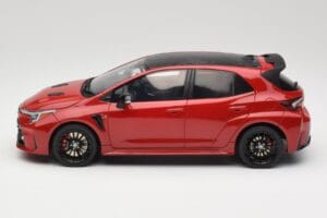 Toyota GR Corolla Circuit Edition E210 Supersonic Red Otto 1:18 OT1072 Rășină - imaginea 3 din 6