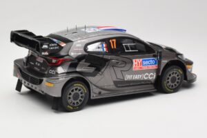 Toyota GR Yaris Rally1 #17 Toyota Gazoo Racing WRT S. Ogier / V. Landais Rally Finland 2024 IXO 1:18 18RMC216 Metal - imaginea 2 din 6