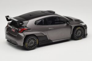 Toyota GR Yaris Rally2 Gri IXO 1:18 18CMC210 Metal - imaginea 2 din 6