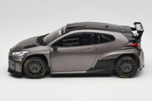 Toyota GR Yaris Rally2 Gri IXO 1:18 18CMC210 Metal - imaginea 3 din 6